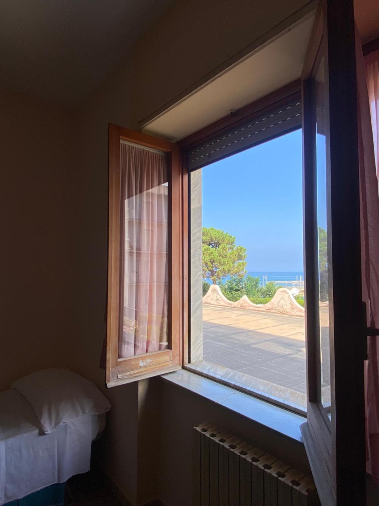 Al Torrione Bed and Breakfast Campora San Giovanni Exteriör bild